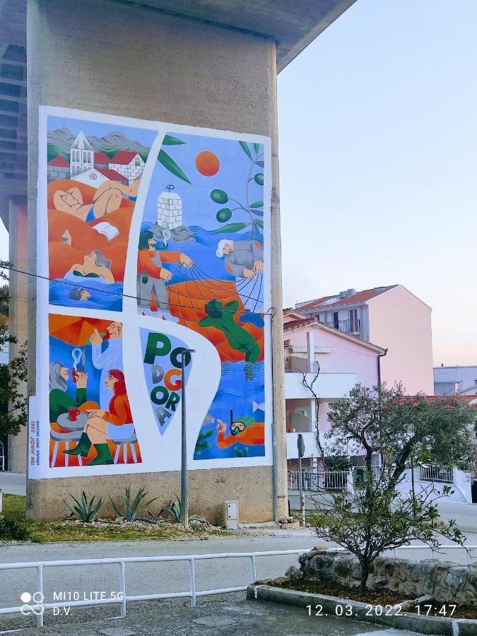 Apartmani Daniela Podgora Bagian luar foto