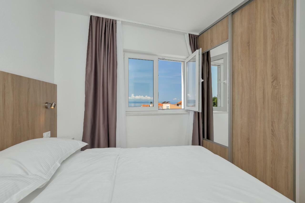 Apartmani Daniela Podgora Bagian luar foto